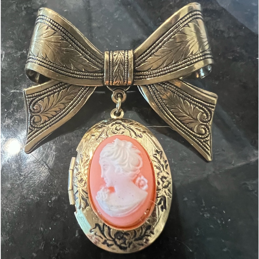 RARE Vintage bow tie brooch w dangling cameo oval locket